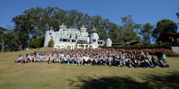 Spoleto volta a realizar convenção presencial para franqueados após dois anos de pandemia
