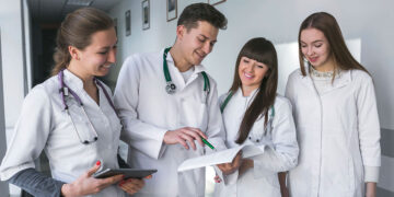 Alunos conseguem FIES para Medicina mesmo sem alcançar nota de corte