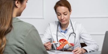 Saúde da mulher: entenda as cirurgias para o câncer ginecológico