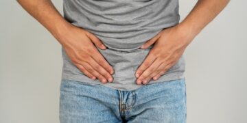 Urologista explica causas e tratamentos dos cálculos renais