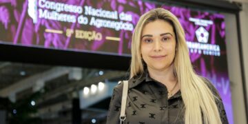 Simone Almeida Martins participa do 8º Congresso Nacional das Mulheres do Agronegócio