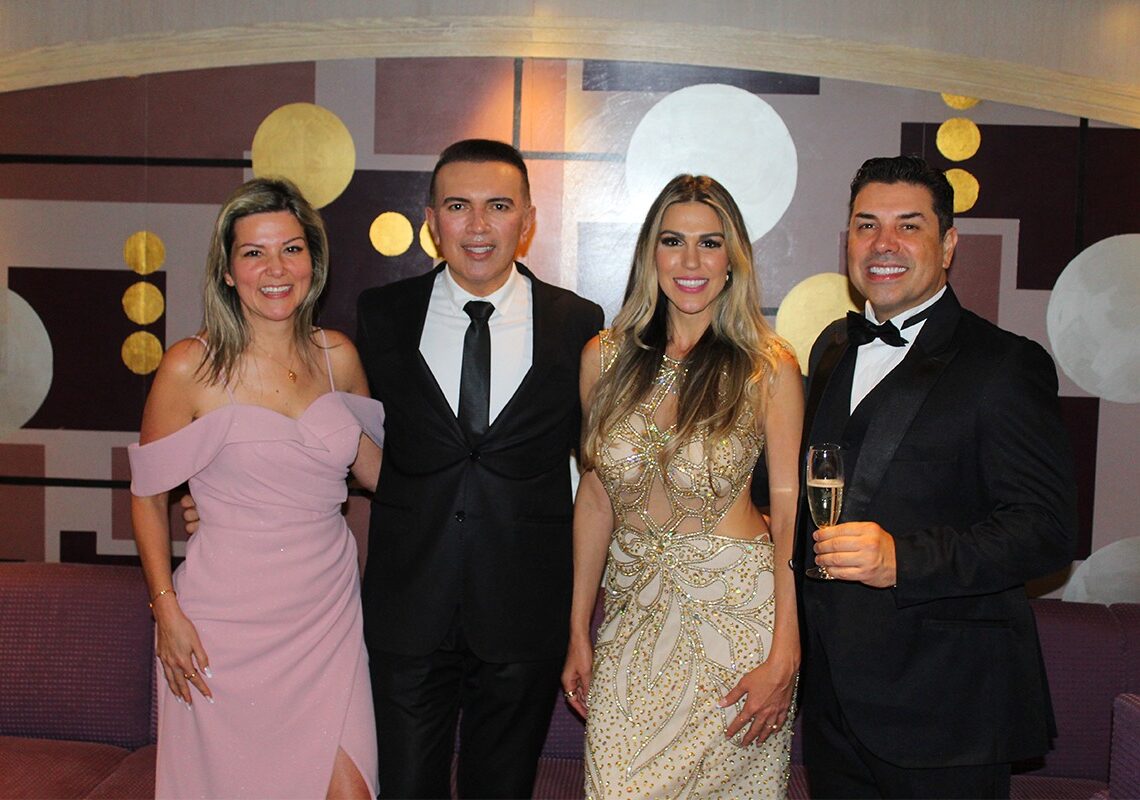 Izabel de Paula recebe Prêmio Gold Star em Dubai