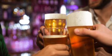 Festas, álcool e TDAH: especialista alerta sobre cuidados