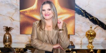 Psicoterapeuta Lilian de Paula é destaque em premiações e eventos internacionais
