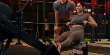 Quer resultados rápidos? Leven oferece Personal Trainer e academia com aparelhos livres de filas