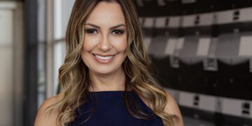 Alexandra Borges é empresária e autora do livro: "Improvável não é Impossível"