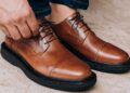 Sapatos de luxo no Brasil: como o calçado certo fortalece imagem, autoridade e posicionamento