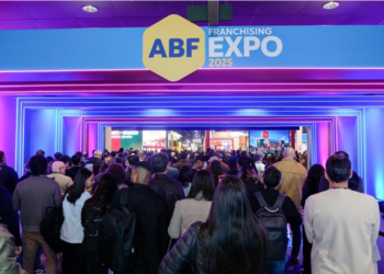 Mercado de R$ 300 bilhões: ABF Franchising Expo 2026 reúne oportunidades para investir e empreender com mais segurança