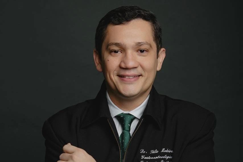 Dr. Túlio Medeiros, referência em gastroenterologia alia endoscopia avançada e inovação