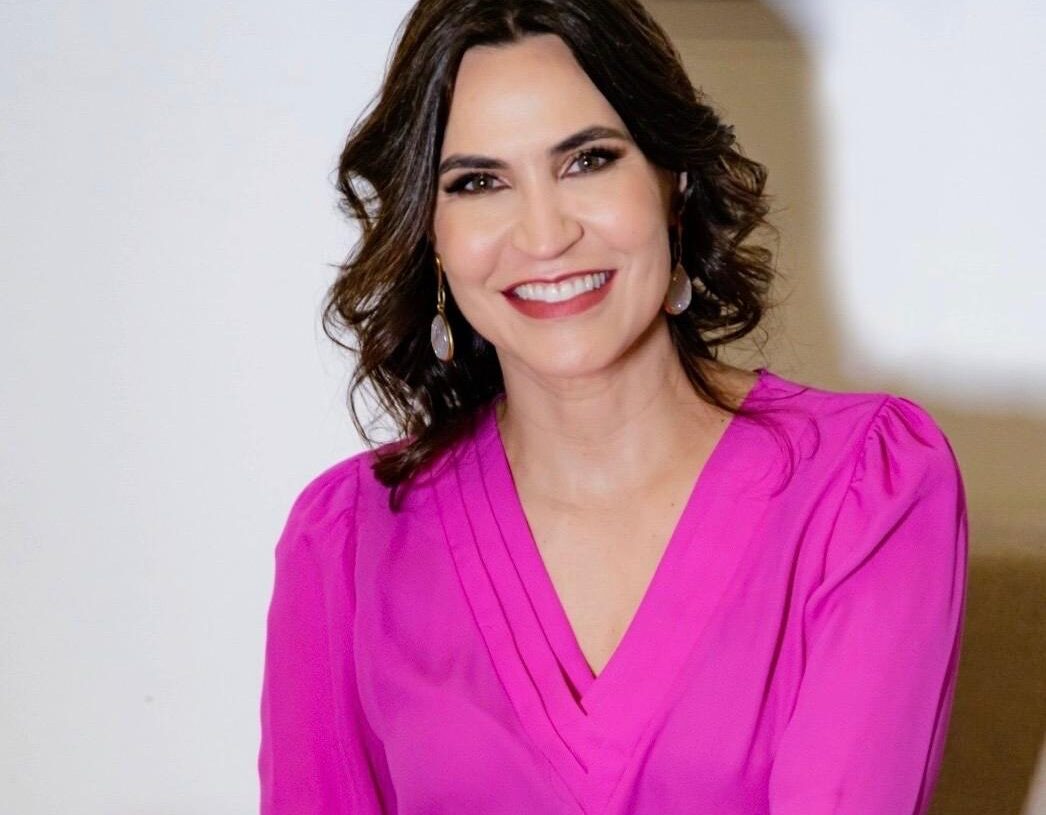 Dra. Karine Cunha, referência em psiquiatria, alia experiência clínica, ciência e cuidado integral em saúde mental