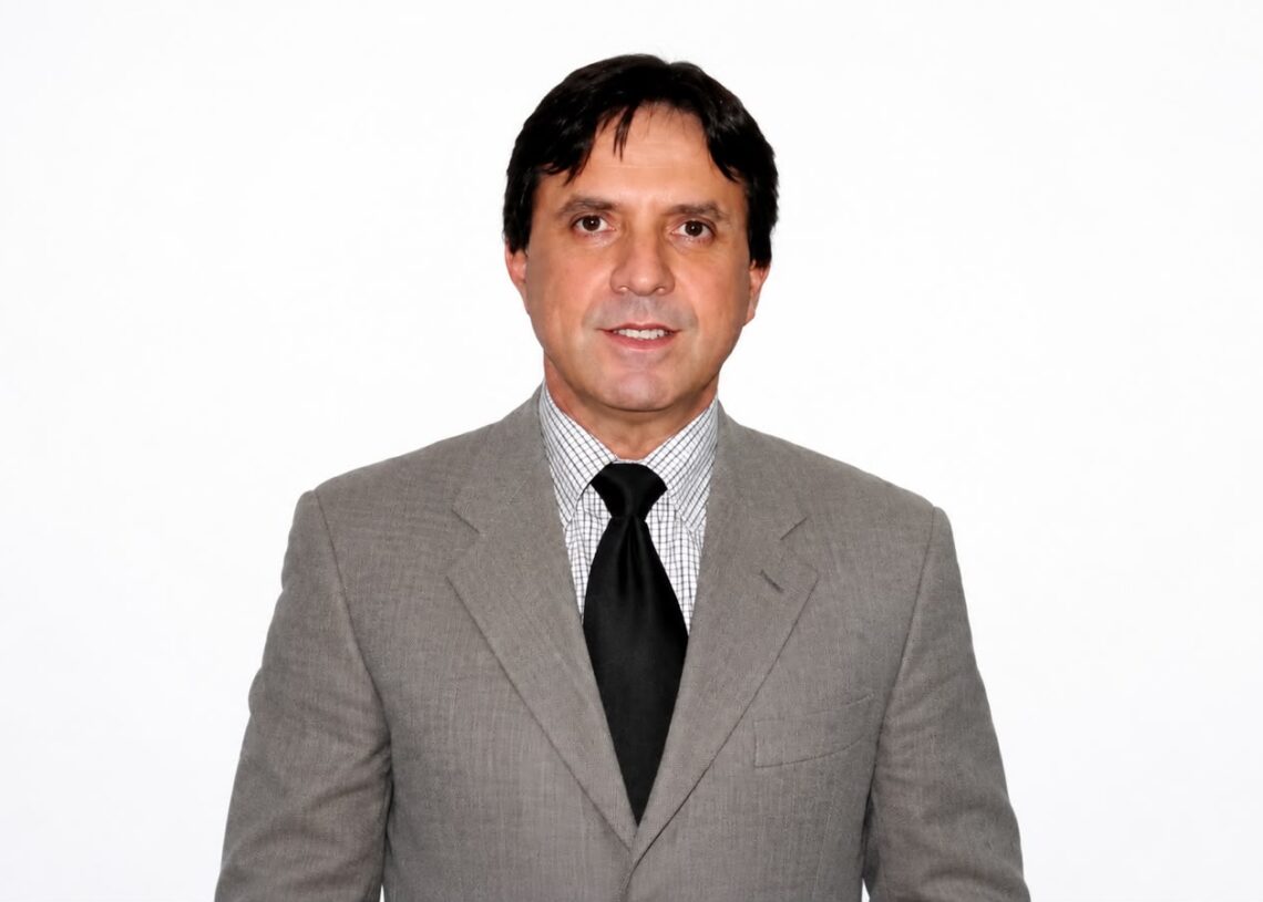 Dr. Evando Lauritzen Lucena e sua atuação na cirurgia plástica